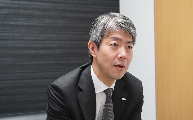 ハウス食品グループ本社株式会社 亀田浩司さん