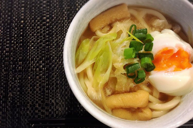 サカママレシピ】風邪に効く！ネギとみぞれうどん☆温玉のせ | サカママ