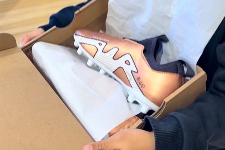 初めてのスパイク購入とサッカー用品を大切にする想い | サカママ