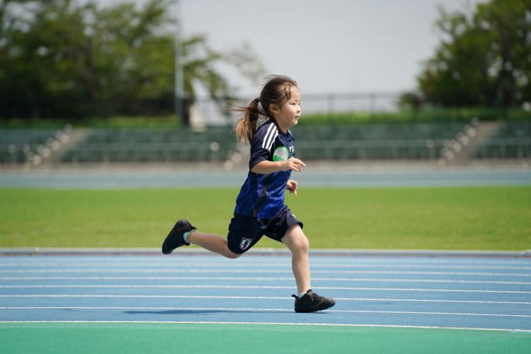 自由研究で取り組んだ、足が速くなりたい我が子のトレーニングとその効果とは