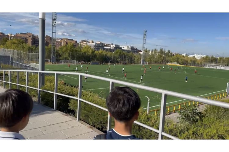 初めてのサッカー留学…スペイン留学に挑戦した三男から学んだこと