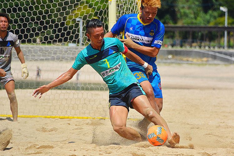 サッカーの続け方】松岡翔太（ビーチサッカー日本代表） | サカママ