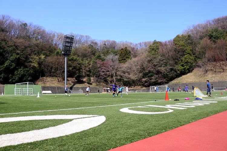 大学サッカー Perfect Guide Vol 10 中央大学学友会サッカー部 サカママ