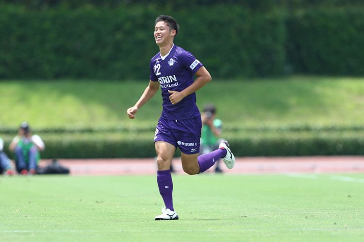 大学サッカーのすゝめ 19 Vol 60 佐藤瑶大選手 明治大学 サカママ