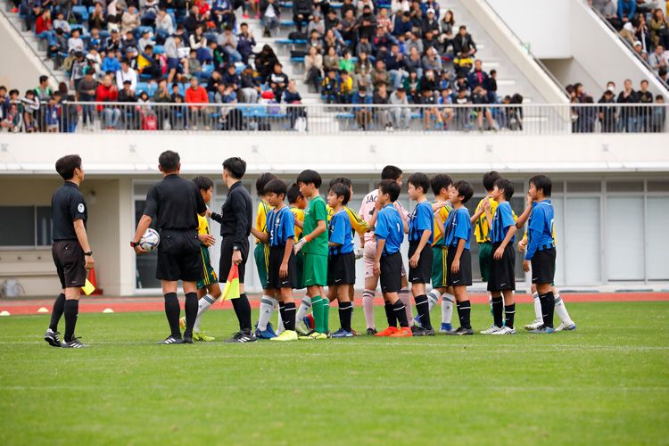 子どもに自信をつける褒め方 サッカージュニアのメンタルを強くする サカママ 子どもに自信をつける褒め方 サッカージュニアのメンタルを強くする サカママ
