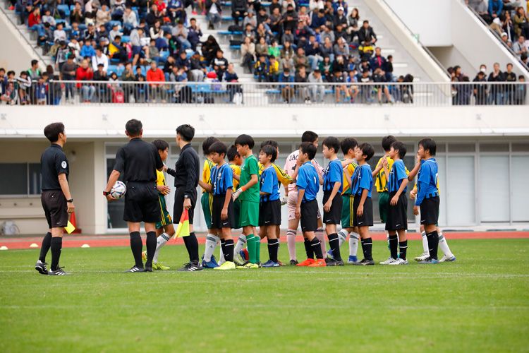 子どもに自信をつける褒め方 サッカージュニアのメンタルを強くする サカママ