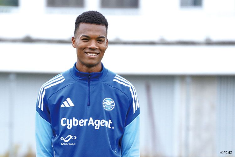 藤原優大(浦和レッズ)「埼玉スタジアムで、レッズの一員として戦える