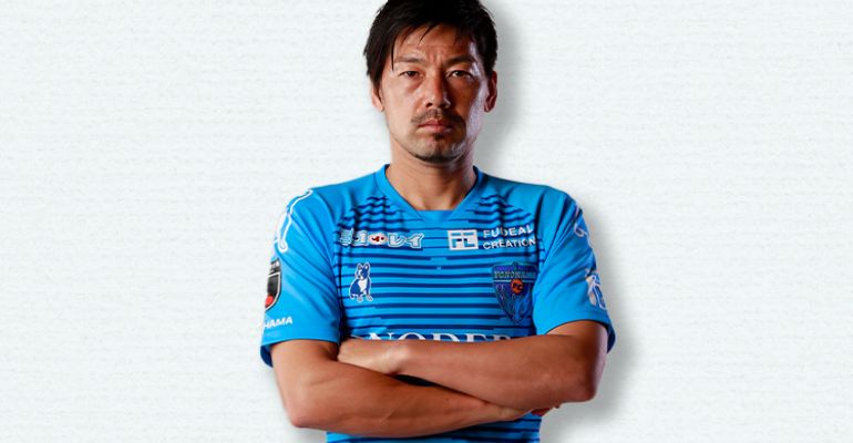 宅配便送料無料 日本代表 松井大輔 直筆サイン入りユニフォーム 横浜FC