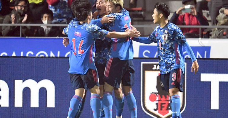 【新品未使用】PUMA サッカー元日本代表　駒野友一選手　サイン入りスパイク PUMA 元日本代表 駒野選手着用サッカースパイク - メルカリ