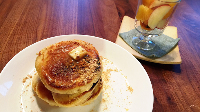 サカママレシピ ―きな粉でグレードアップ！ホットケーキ―