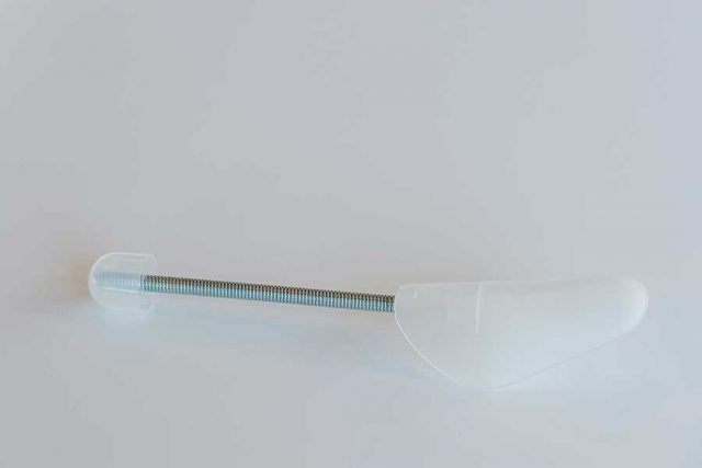 スパイクやトレシューを履くと「甲が痛い、小指が痛い！」ーその対処法は？