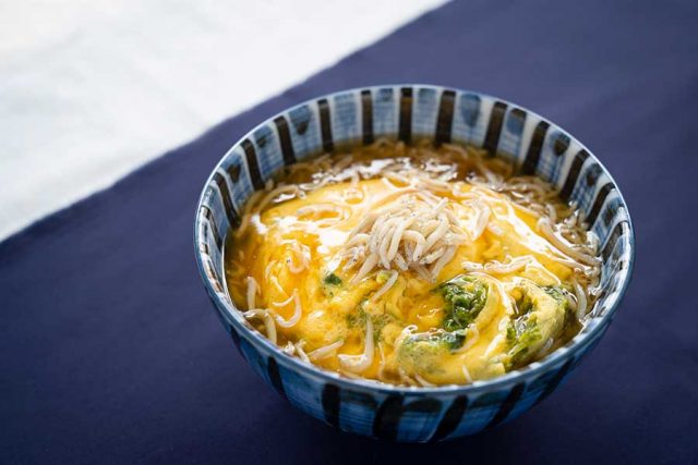 釜揚げしらすの天津飯