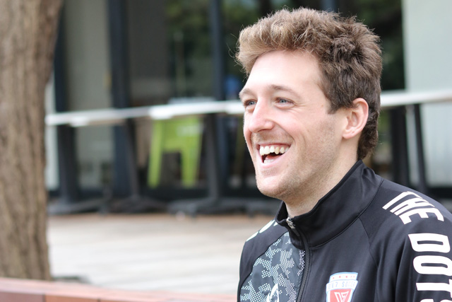 アレックス・ラレアさん