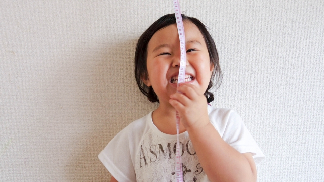 身長を伸ばすにはブルーライト対策を！ブルーライトと成長ホルモンの深い関係