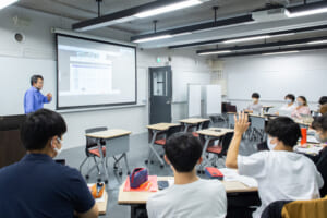 【中央大学商学部で学ぶスポーツ・ビジネス・プログラム】Jクラブが提示するミッションに挑む！