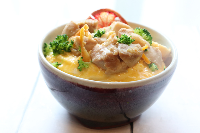 鶏モモ肉のマーマレード親子丼