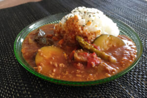 【サカママレシピ】夏休みトマトカレー