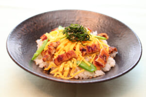 夏のコンディションを整える『穴子丼』【レシピ】