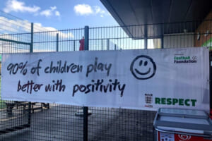 「”リスペクト“で子どもたちを応援しよう」イギリスサッカー便り