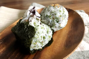 【サカママレシピ】抵抗力アップ★ノリノリおにぎり