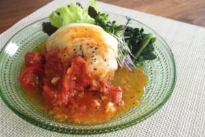 【サカママレシピ】トマトが美味しいチーズハンバーグ