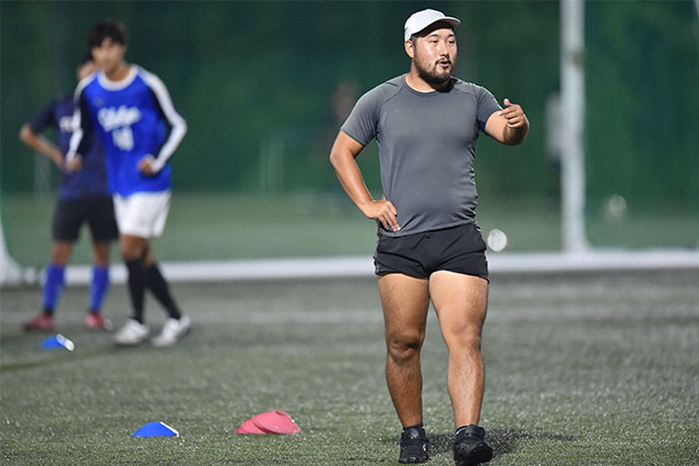 中島健登コーチ