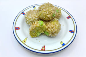 手軽に大豆たんぱく☆おからと枝豆のコロッケ