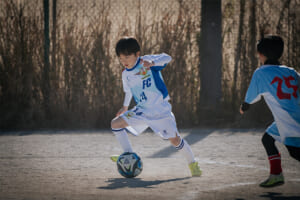 仕事と子どものサッカーの両立！共働き家庭のクラブチーム挑戦