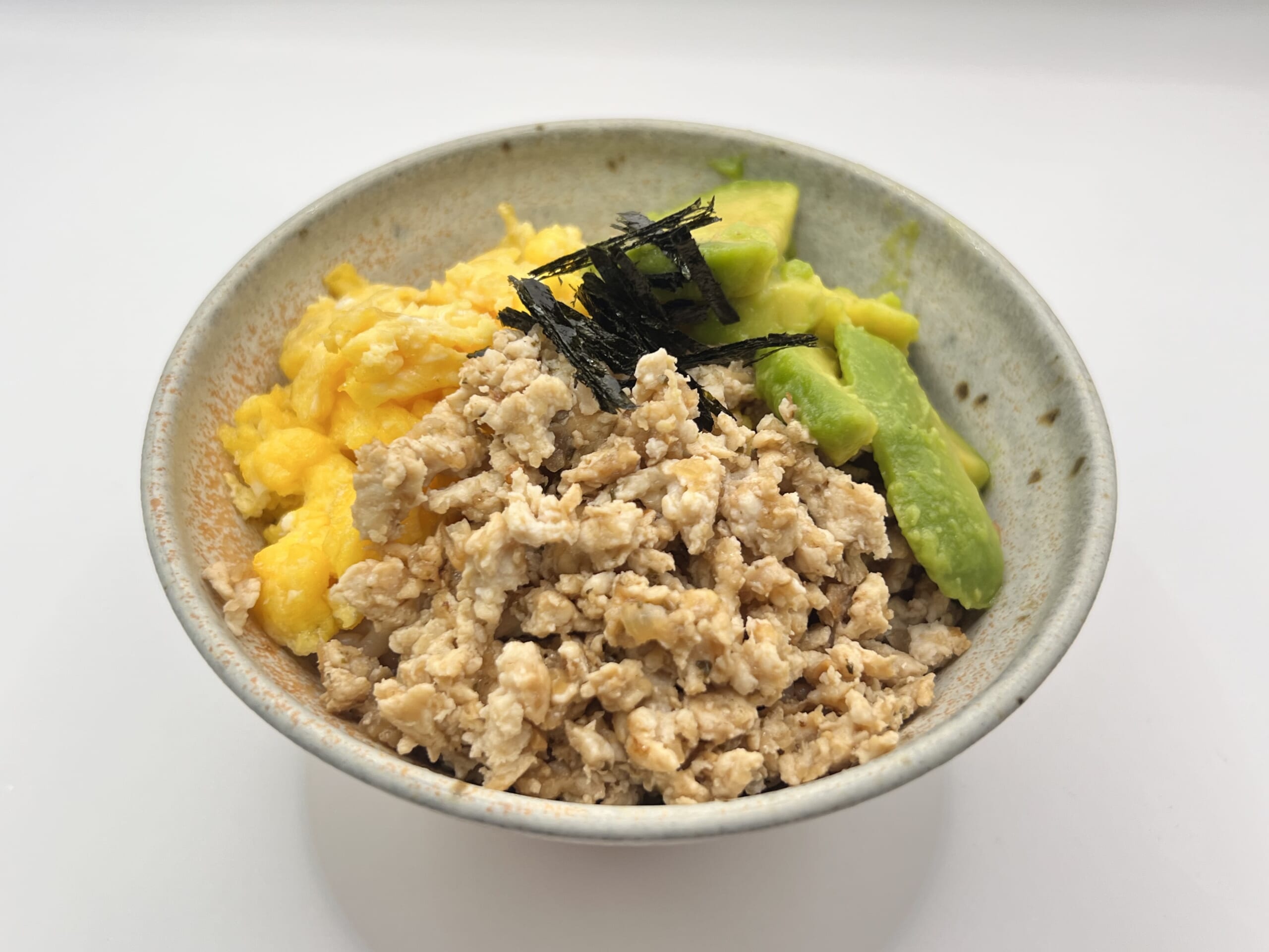 スタミナ切らさず☆鶏そぼろ丼