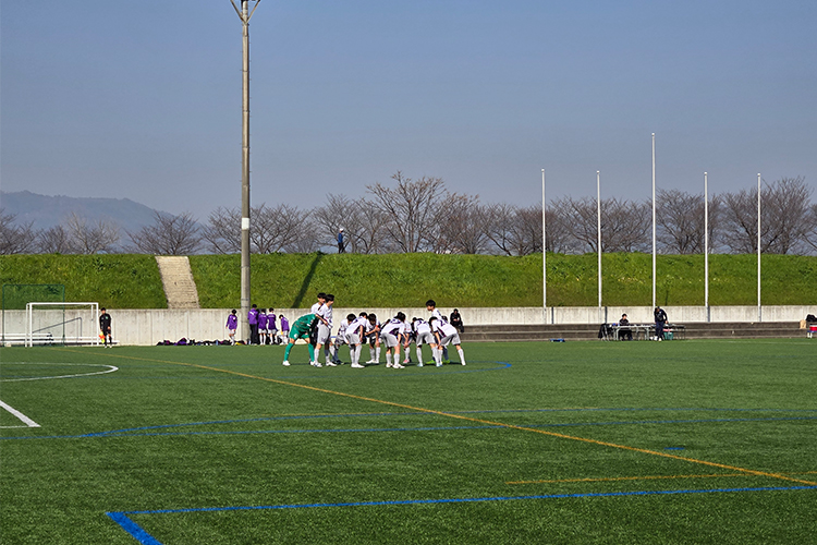 環境が変化する(サッカーのカテゴリーが変わる)季節に気をつけたいケガについて