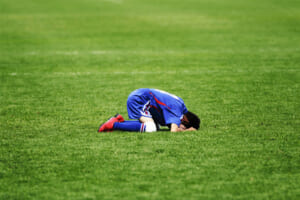 ジュニアサッカーチームでの降格。そのとき母と子は…