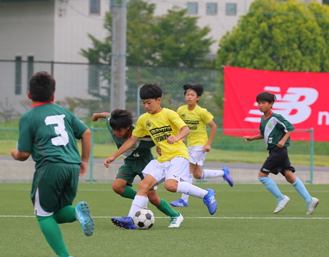 最新シューズ『TEKELA ELITE HG V5』使用画像