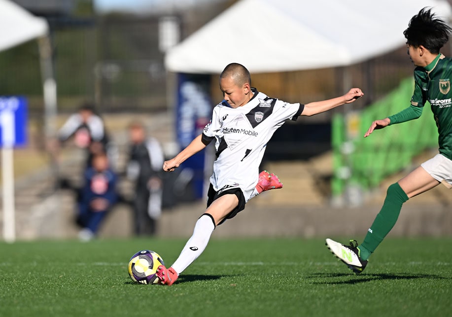 JFA 第49回全日本U-12サッカー選手権大会の試合風景