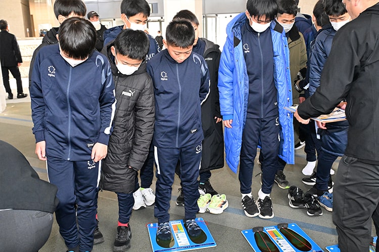 JFA 第49回全日本U-12サッカー選手権大会 ザムストブースの模様