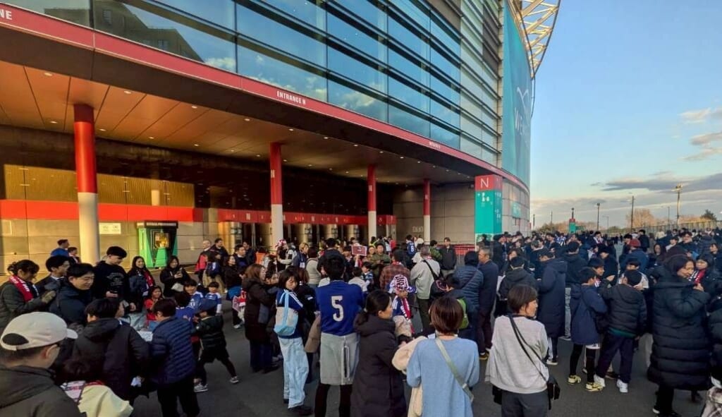 ウェンブリー・スタジアム前