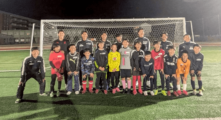 高川学園サッカー部のメンバーの写真