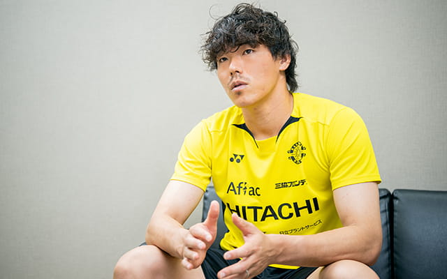 【GKTECHNICAL supported by uhlsportuhlsport SPECIAL INTERVIEW】最後の砦、その責任と誇り／柏レイソル 小島亨介選手